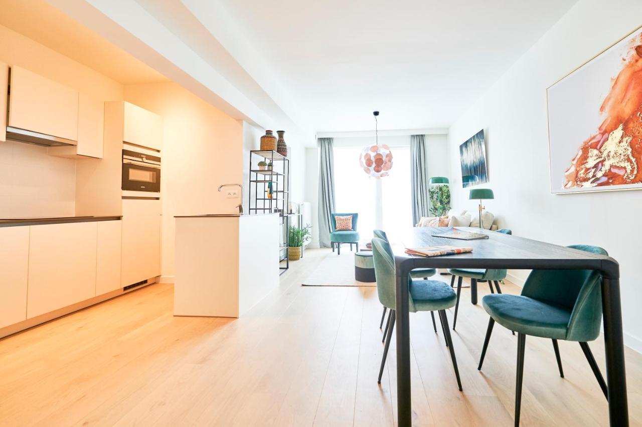 Diamant 1BR Apartment Brussel Bagian luar foto