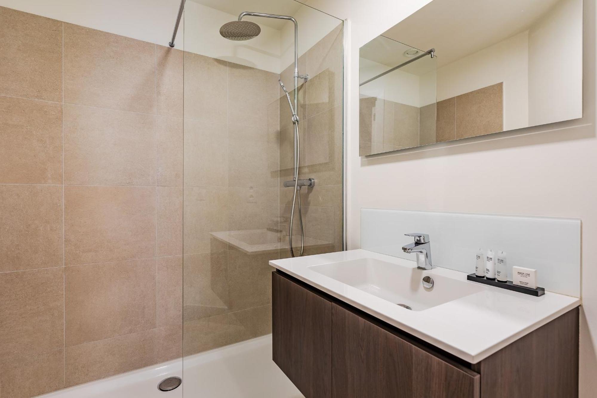 Diamant 1BR Apartment Brussel Bagian luar foto